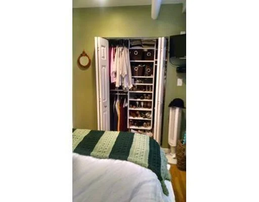 370 Marlborough St, Back Bay