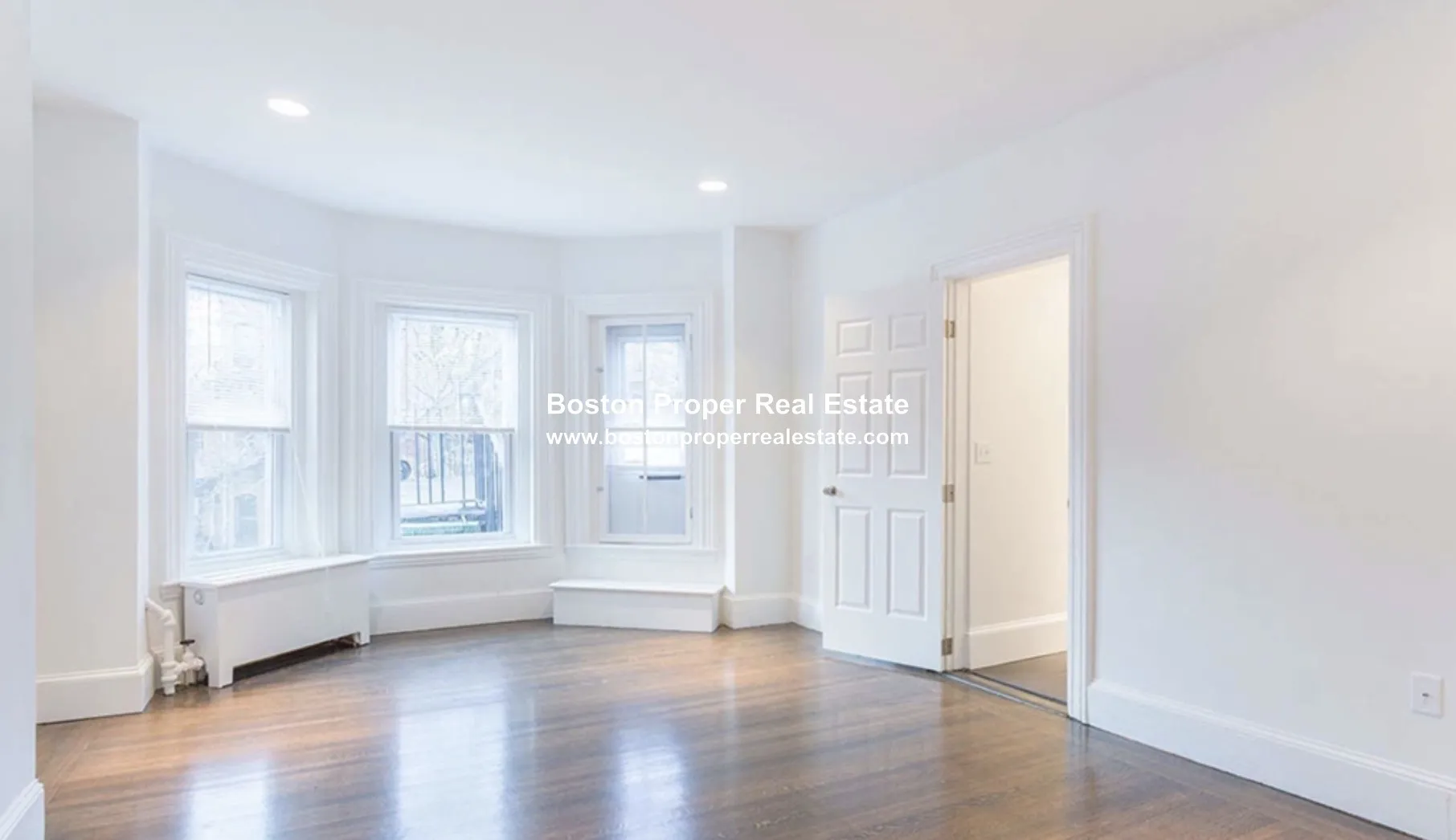 227 Newbury St, Back Bay