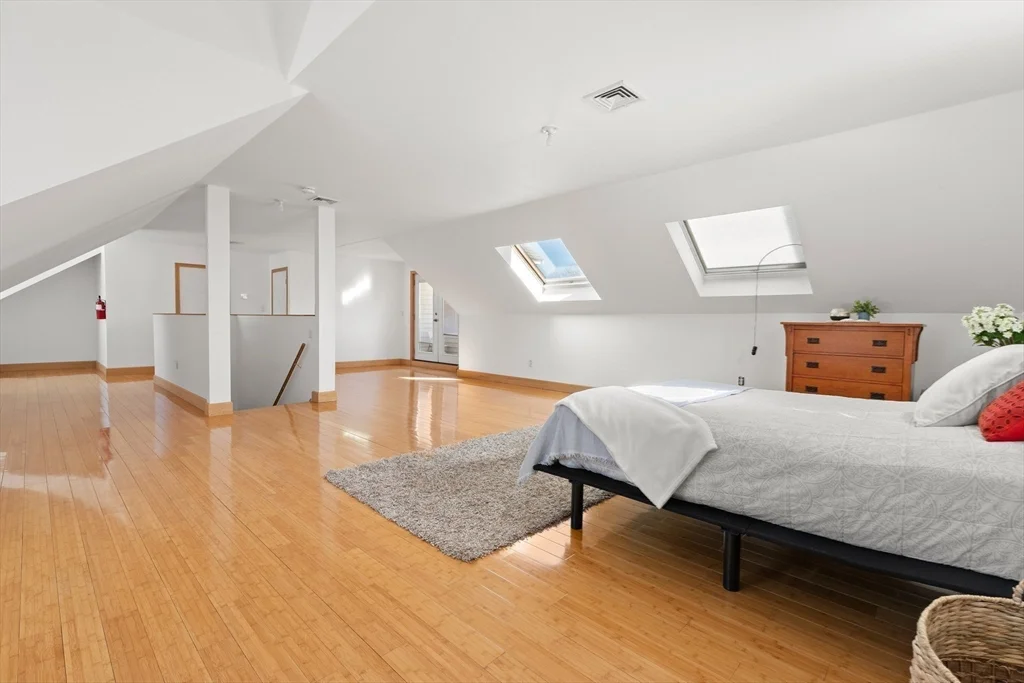 25 Pleasant St, Nahant