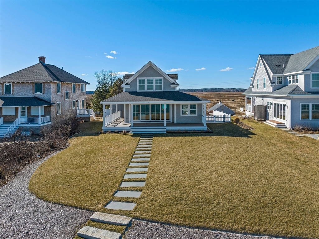61 Gurnet Rd, Duxbury