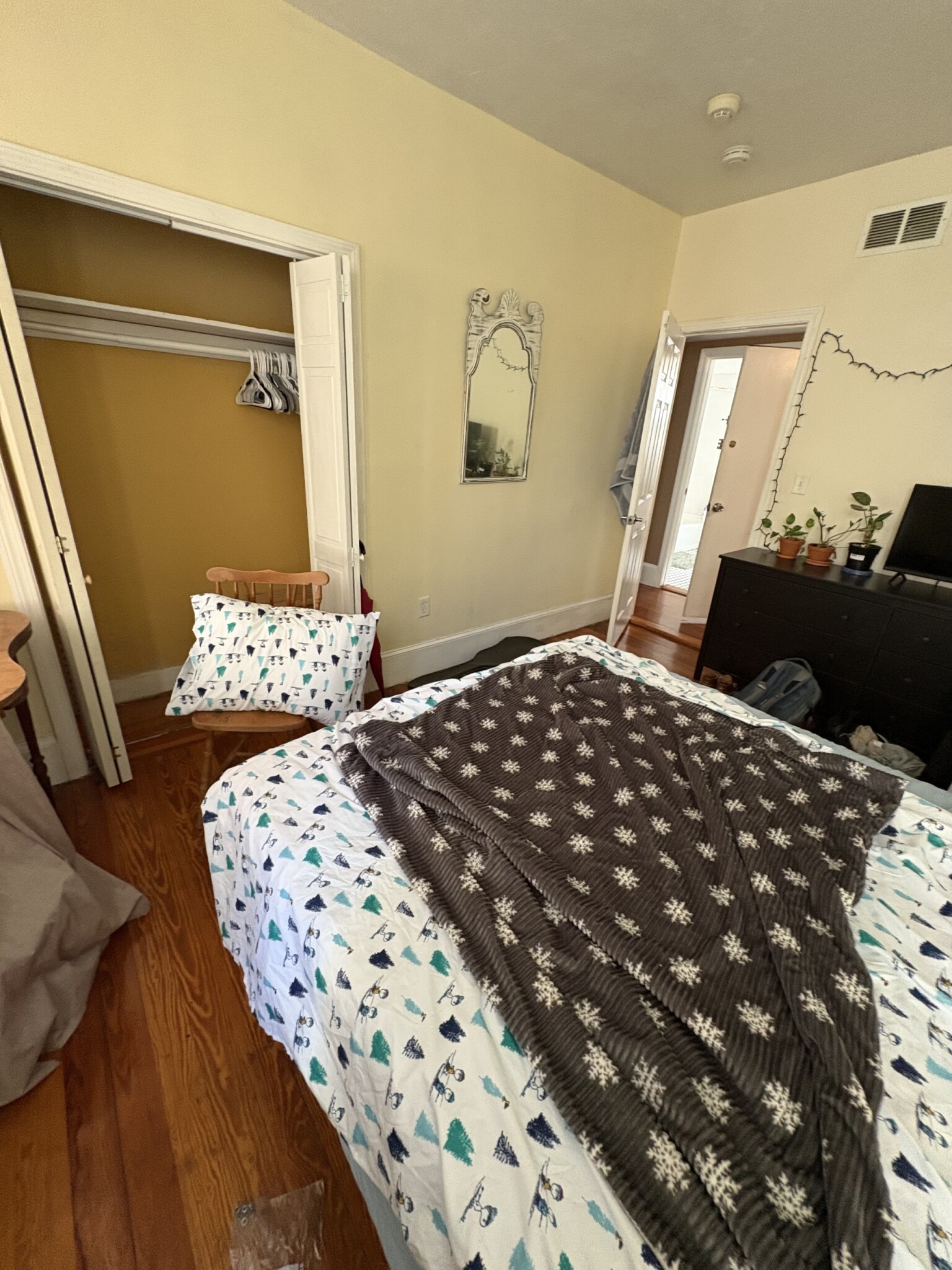 22 Fisher Ave, Mission Hill