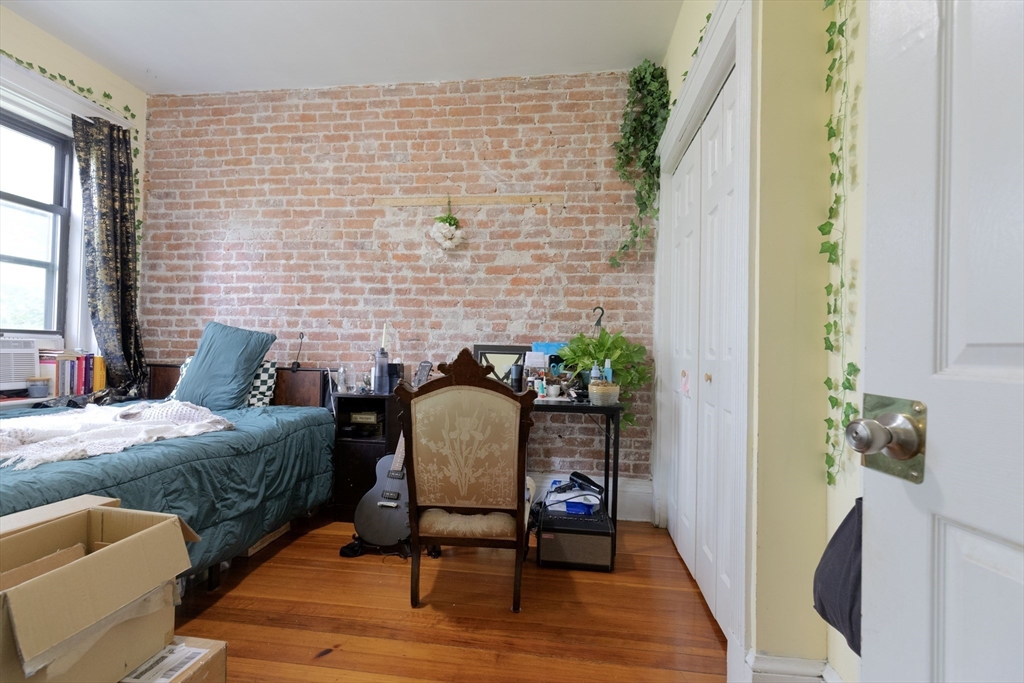 44 Cummings Rd, Brighton