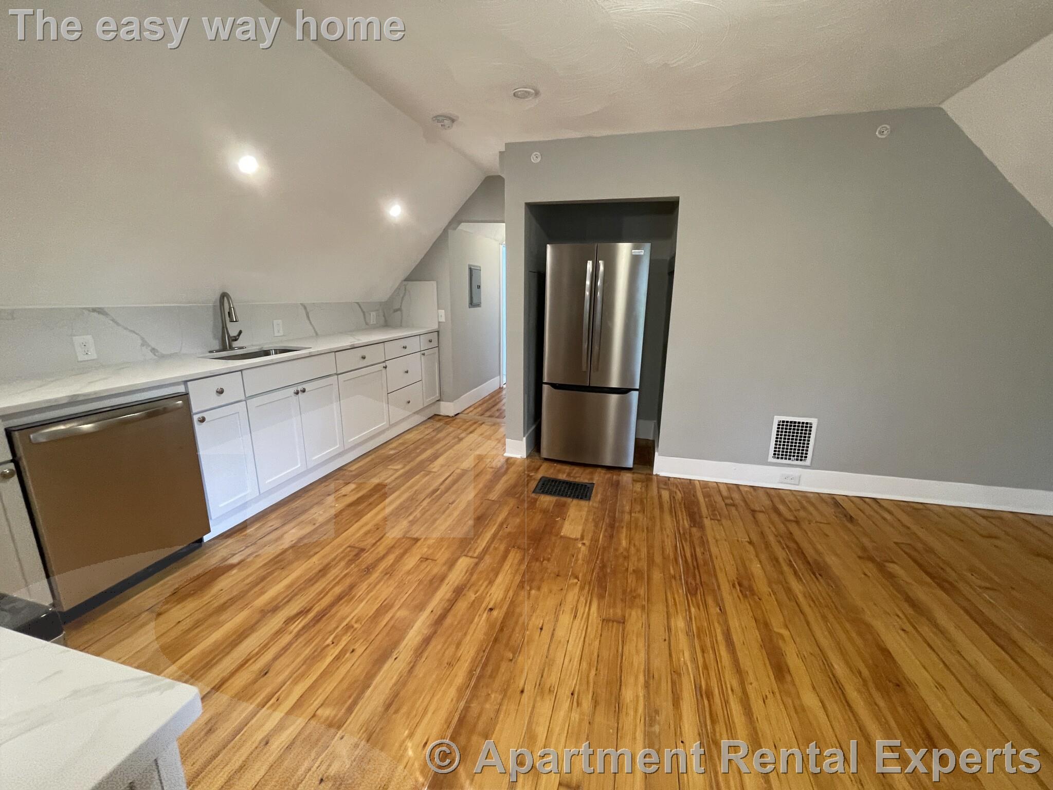 35 Cameron Ave, Davis Square