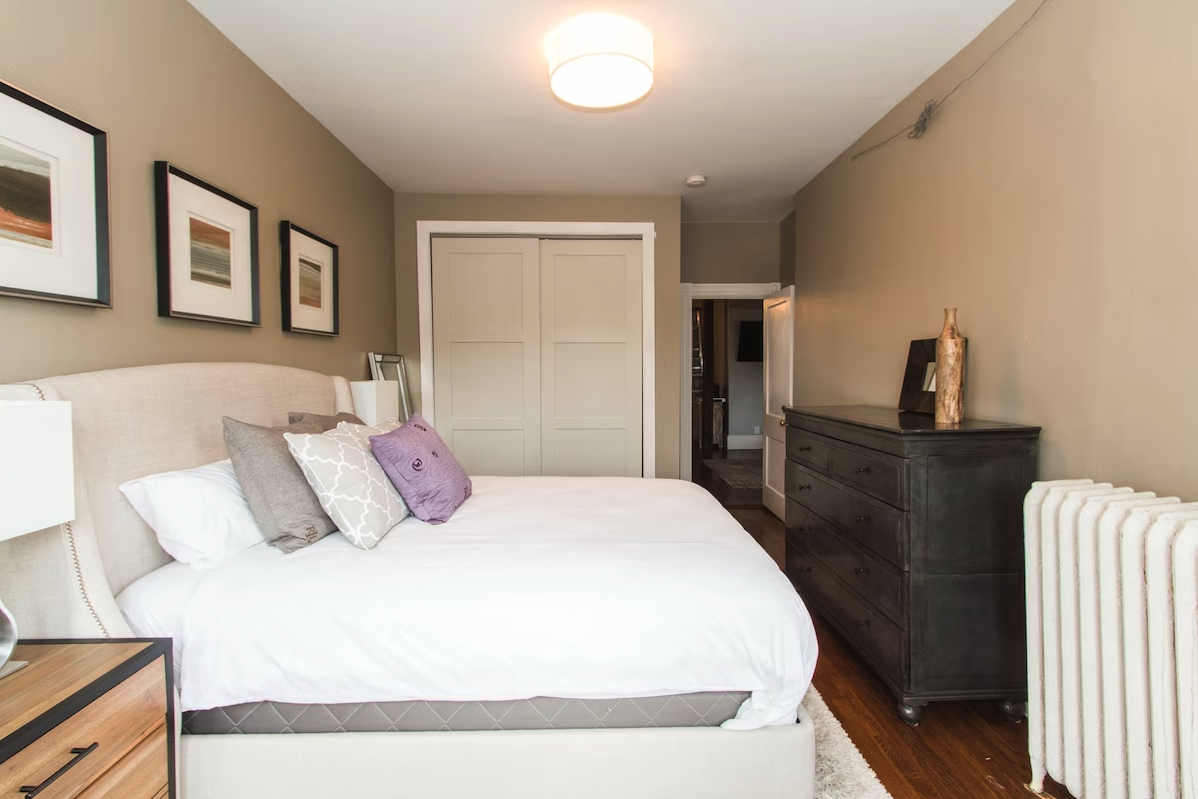 1870 Commonwealth Ave, Brighton