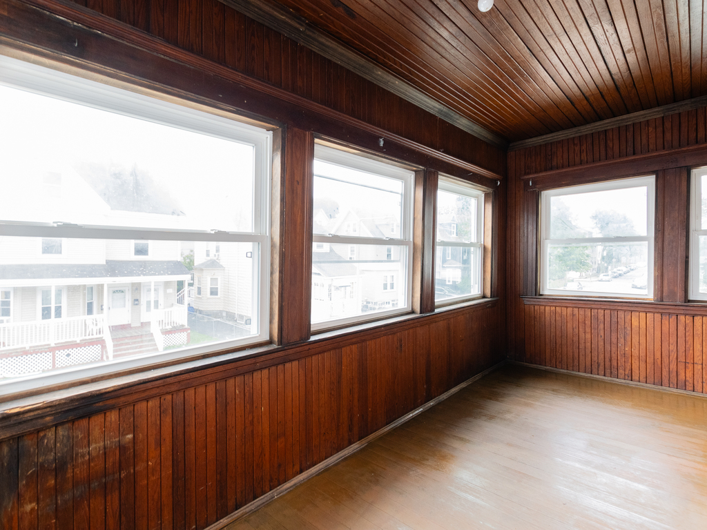 5 bed, 2 bath apartment for rent at 46 Shepton St Unit 2, Dorchester — photo 35 of 64