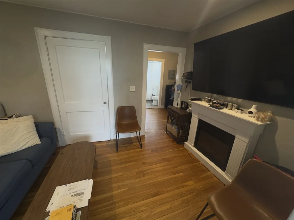 293 Spring St Ext, Glenwood