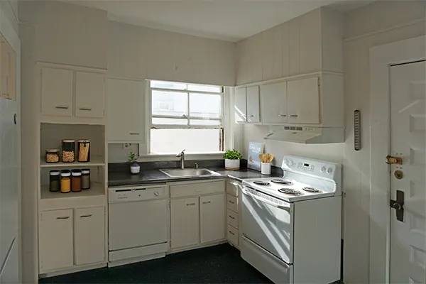 1800 Massachusetts Ave, Neighborhood Nine