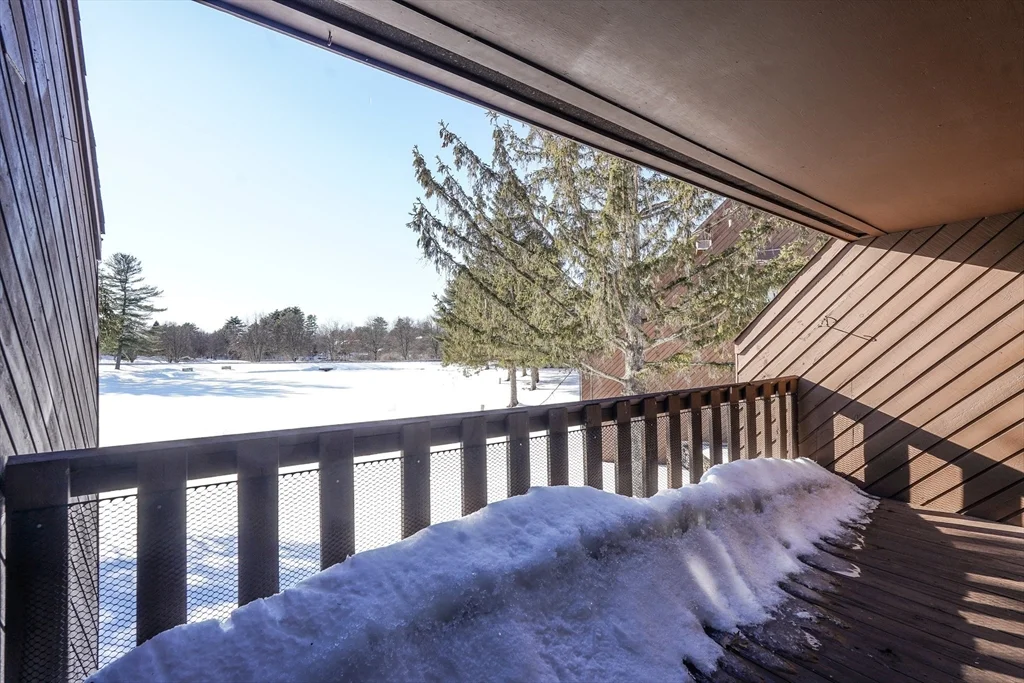 40 Spring Cove Rd, Nashua