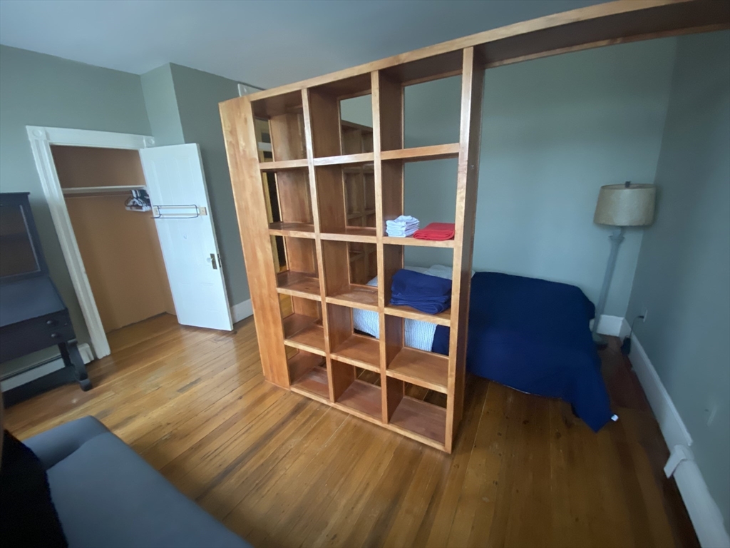 367 Somerville Ave, Prospect Hill