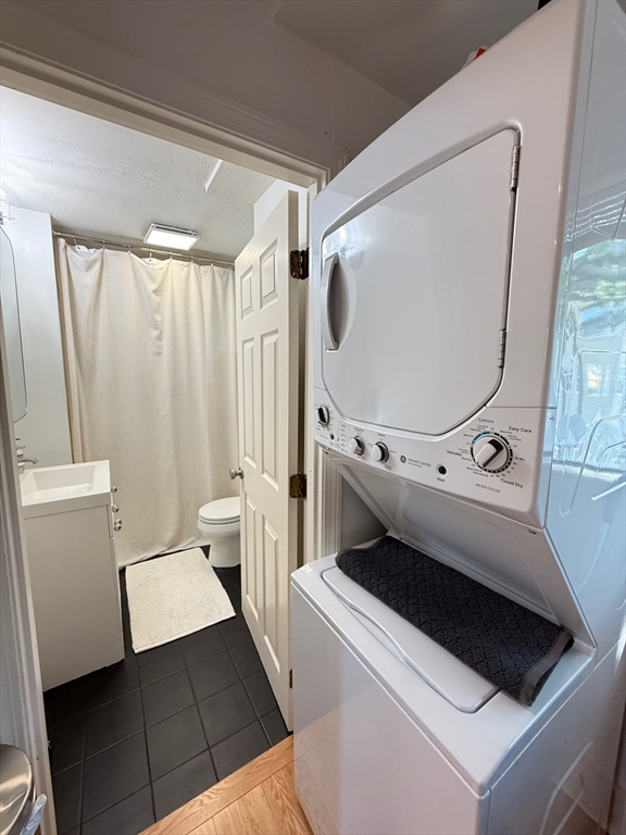 34 Everett Ave, East Somerville