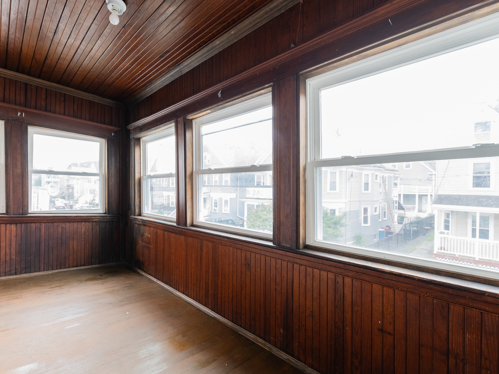 5 bed, 2 bath apartment for rent at 46 Shepton St Unit 2, Dorchester — photo 36 of 64
