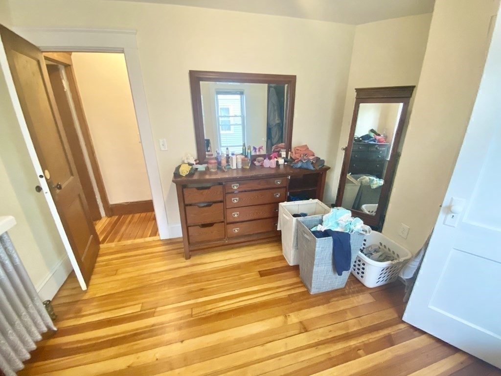 911 Broadway, Davis Square