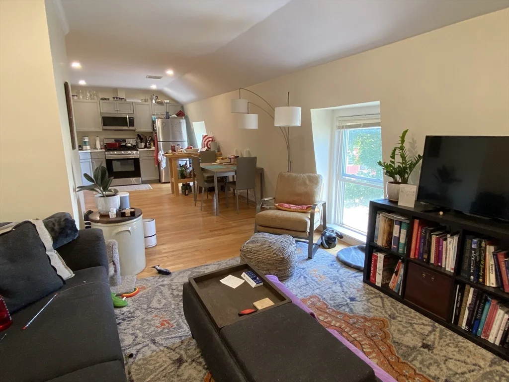 198-200 Clifton St, Malden