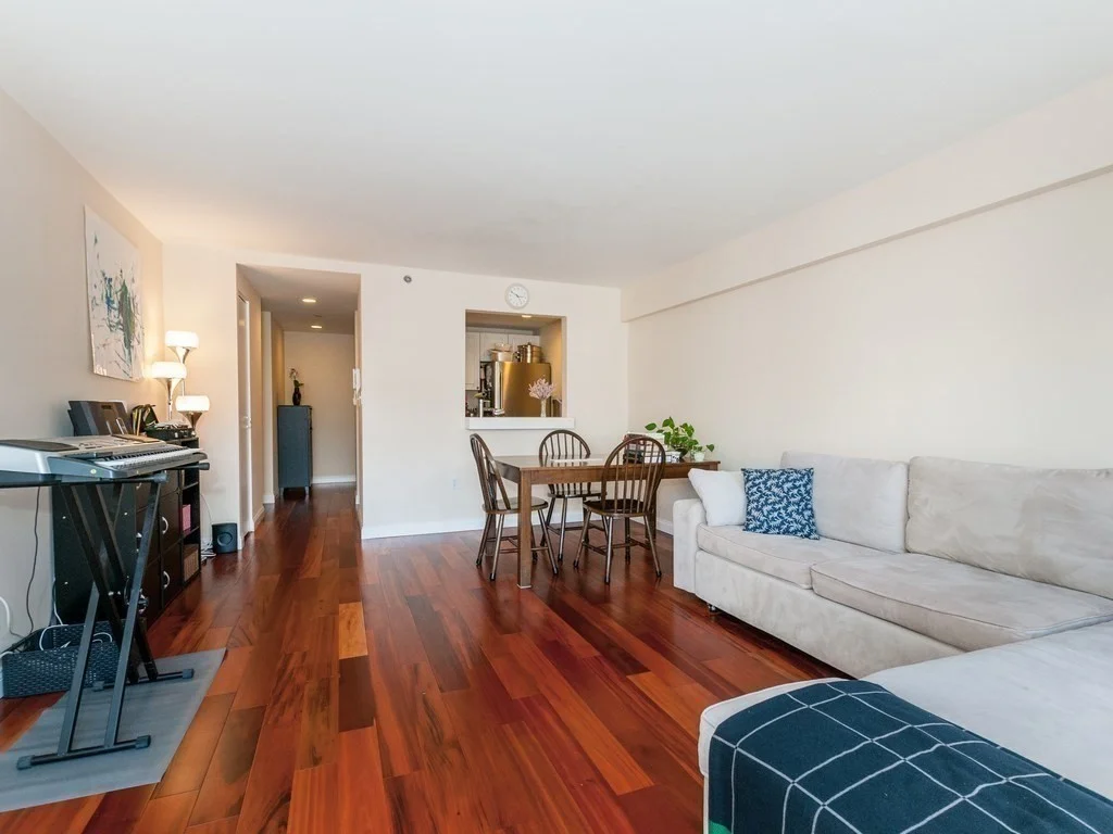 931 Massachusetts Ave, Mid Cambridge