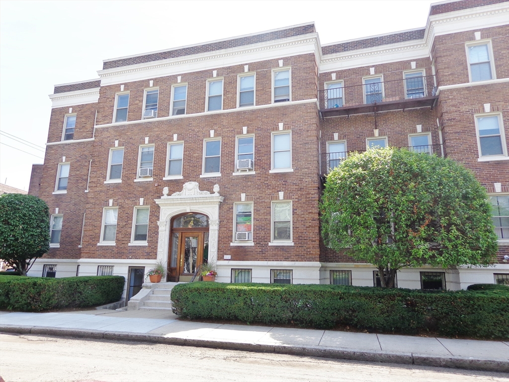 4 Ransom Rd, Brighton