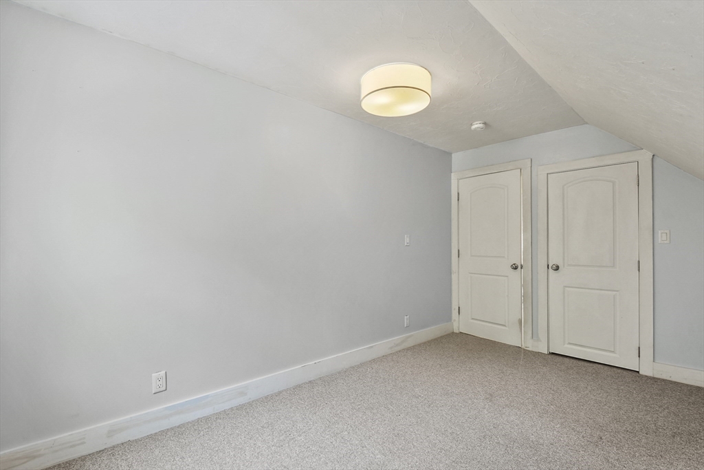 114 Old Oaken Bucket Rd, Norwell