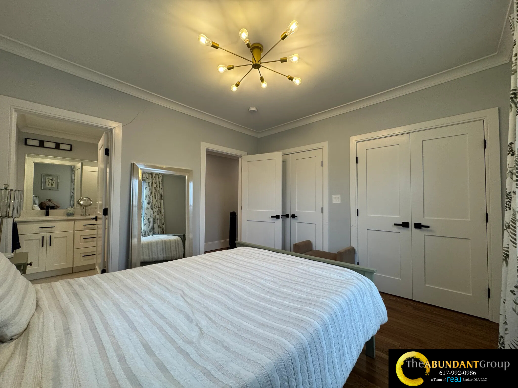 66 Calvary St, South Side