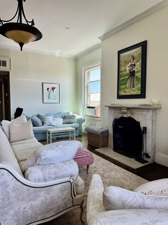 4 Monument Sq, Charlestown