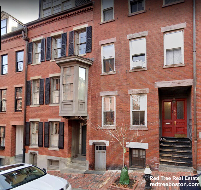 32 Irving St, Beacon Hill