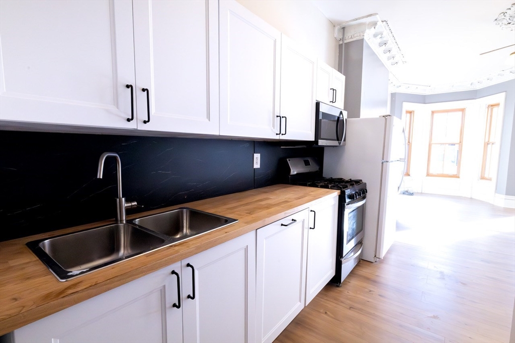 241 Northampton St, South End