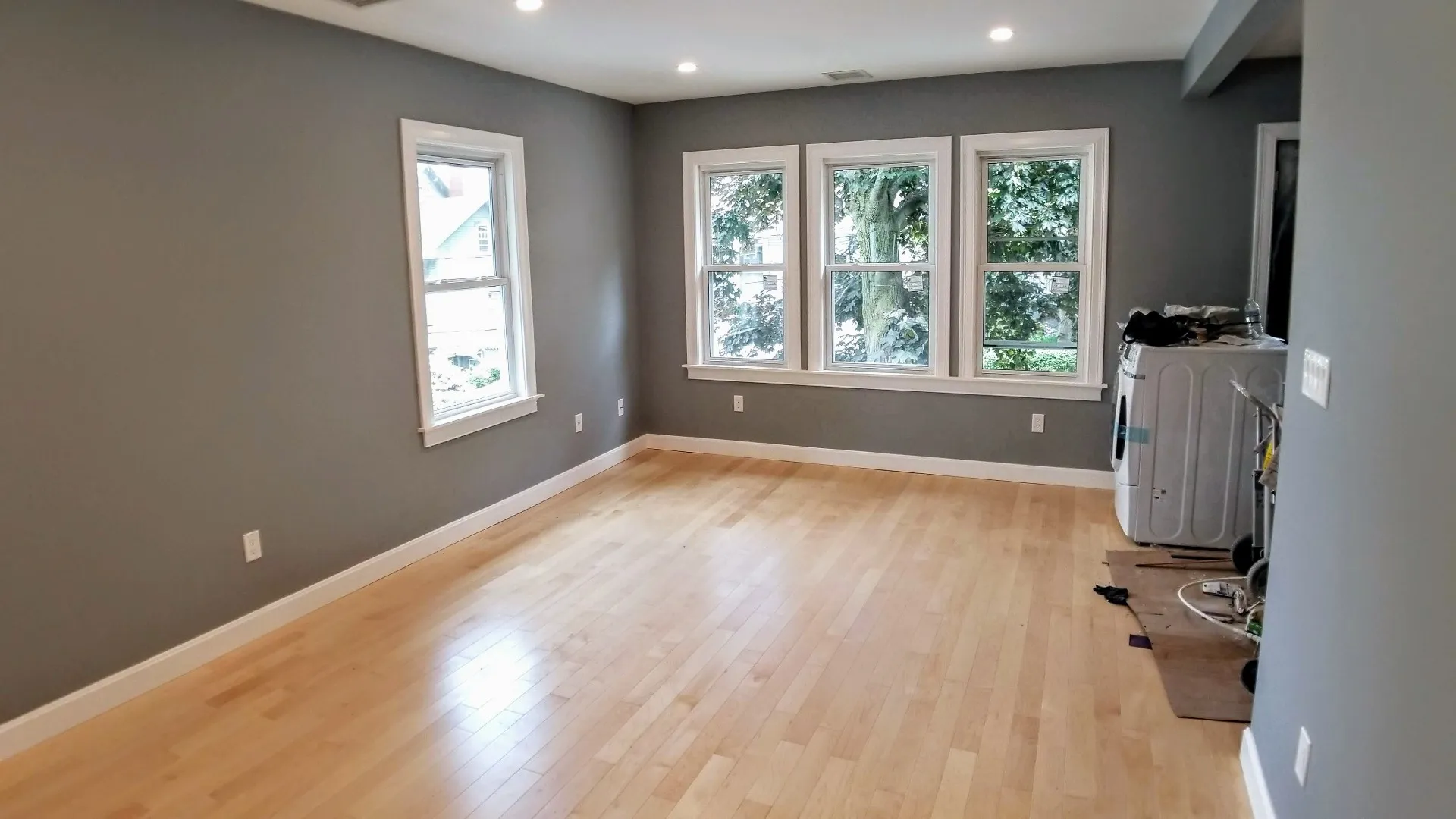 31-33 Thornton St, Roxbury