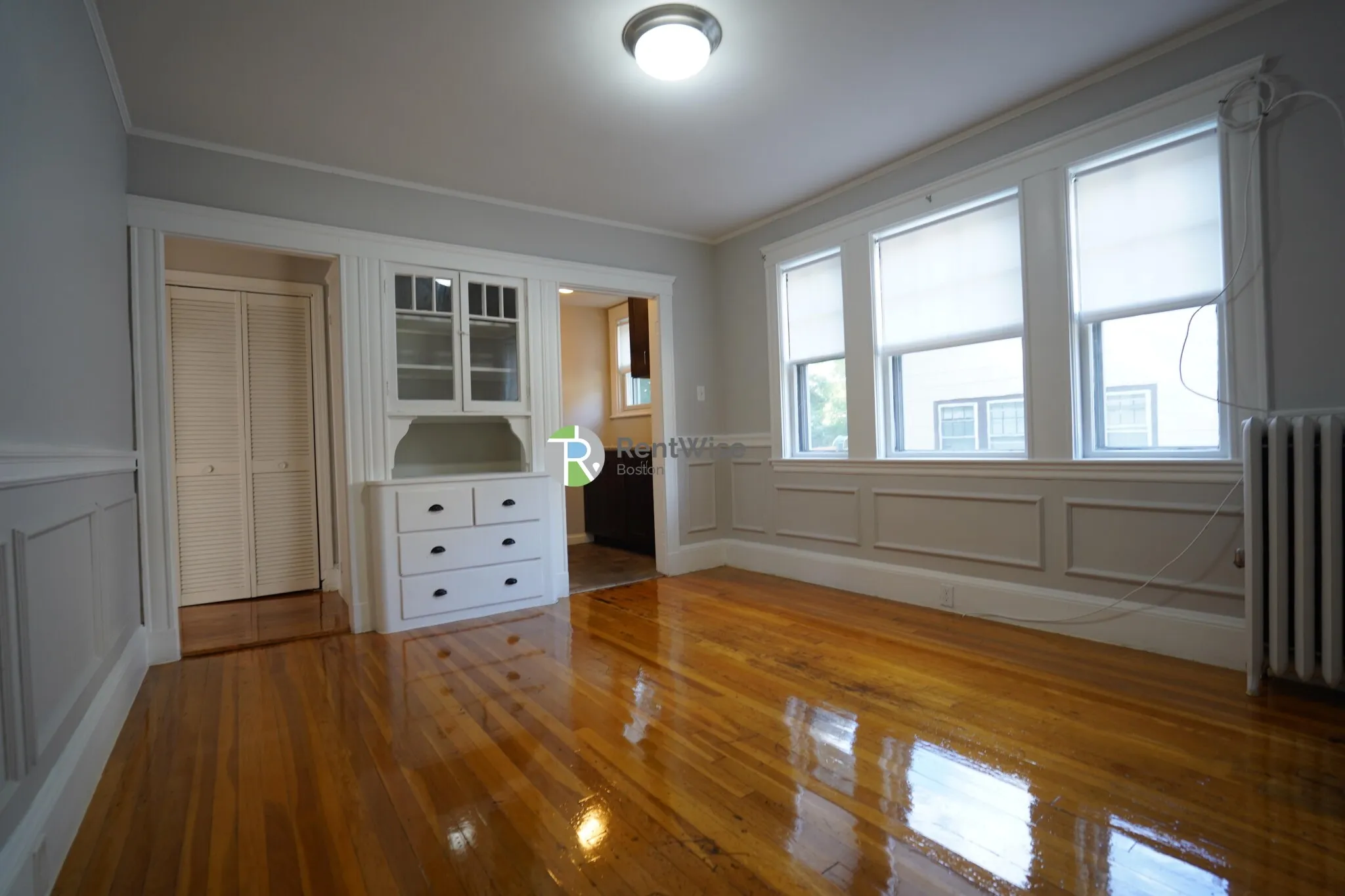 136 Arlington St, Oak Square