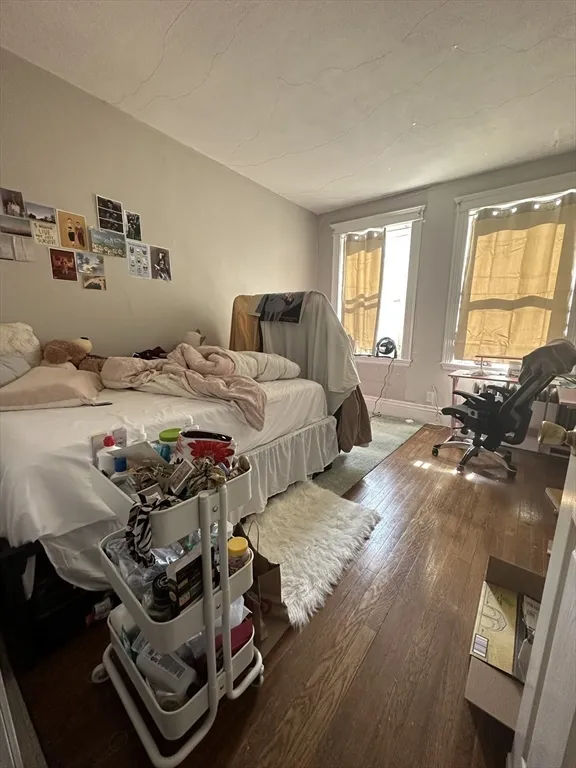 1082 Commonwealth Ave, Allston