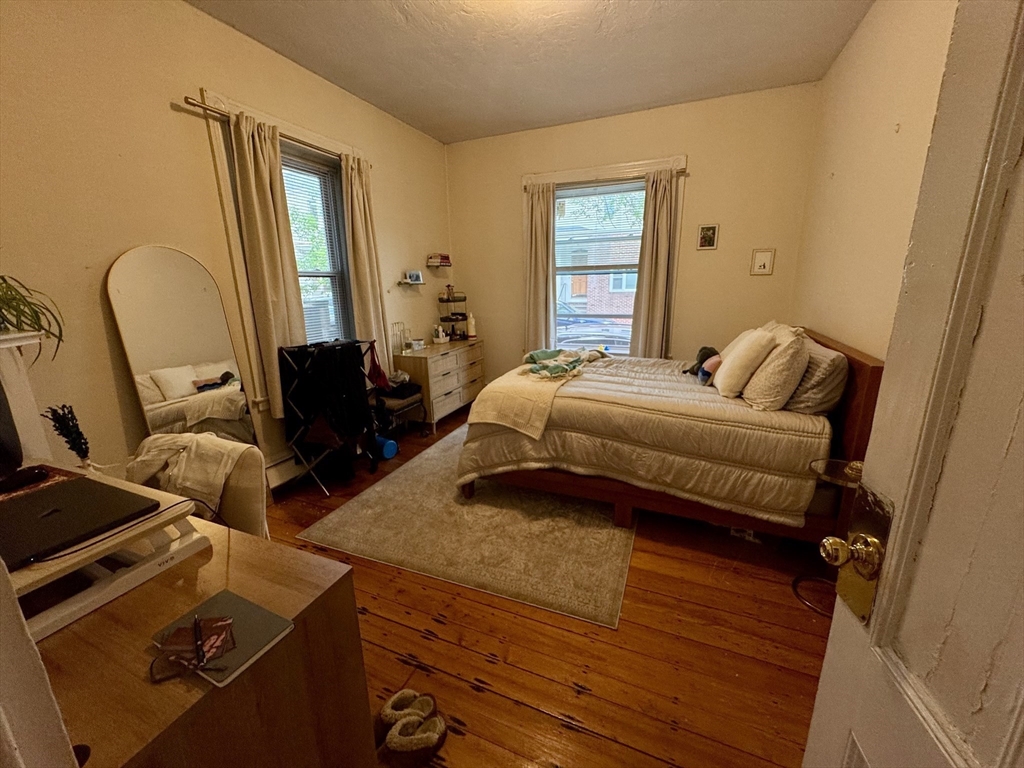 111 H St, South Boston