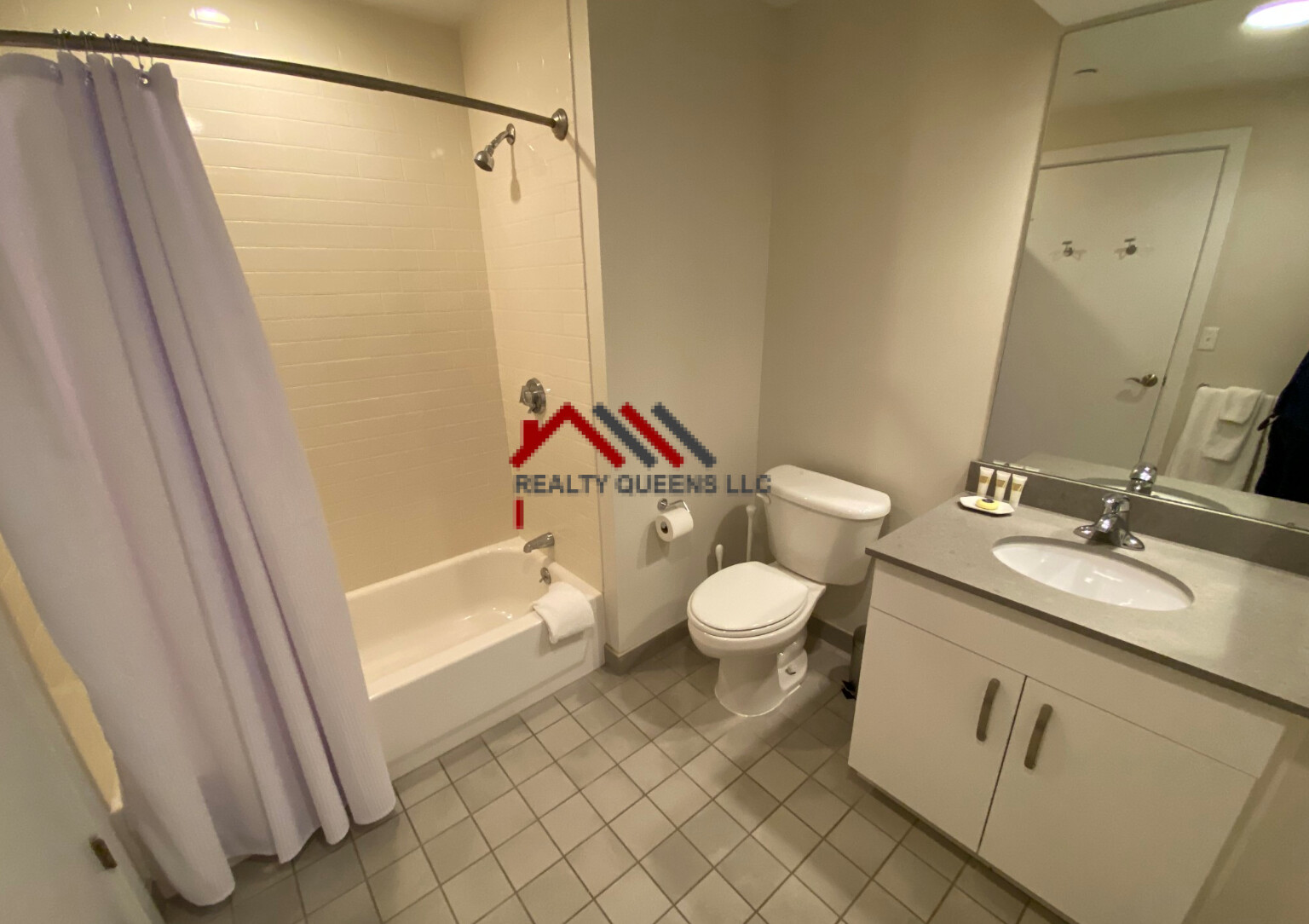 601 Albany St, South End