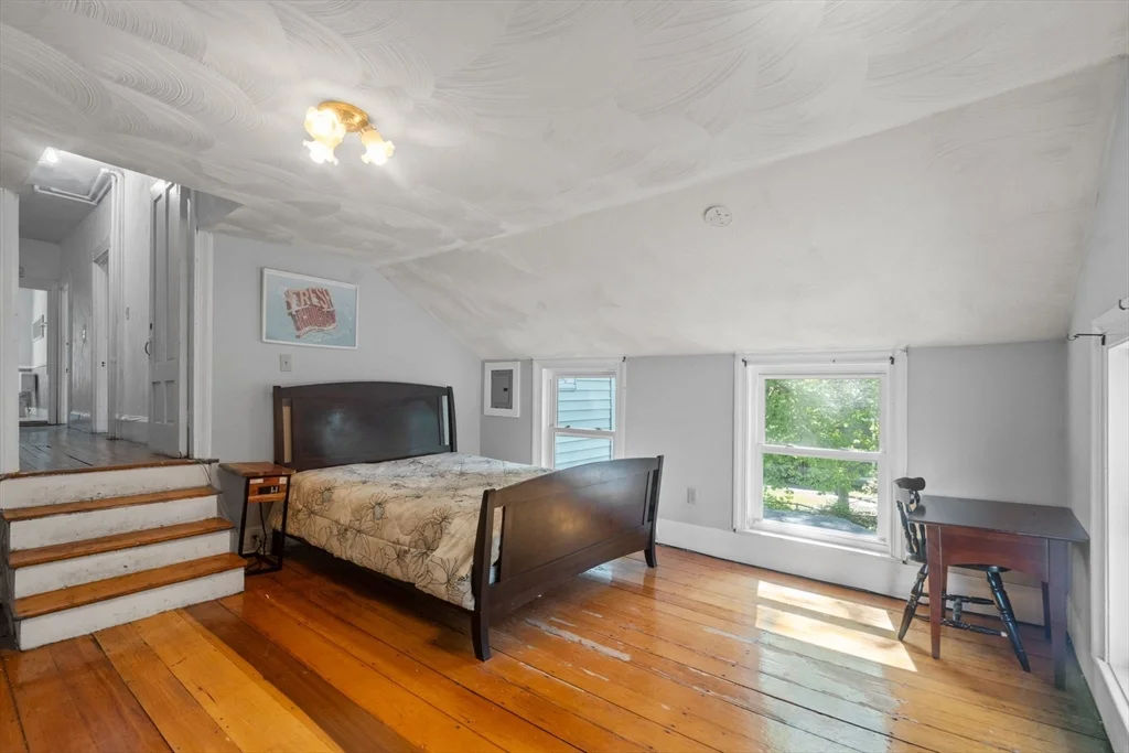 101 Mount Pleasant Ave, Roxbury