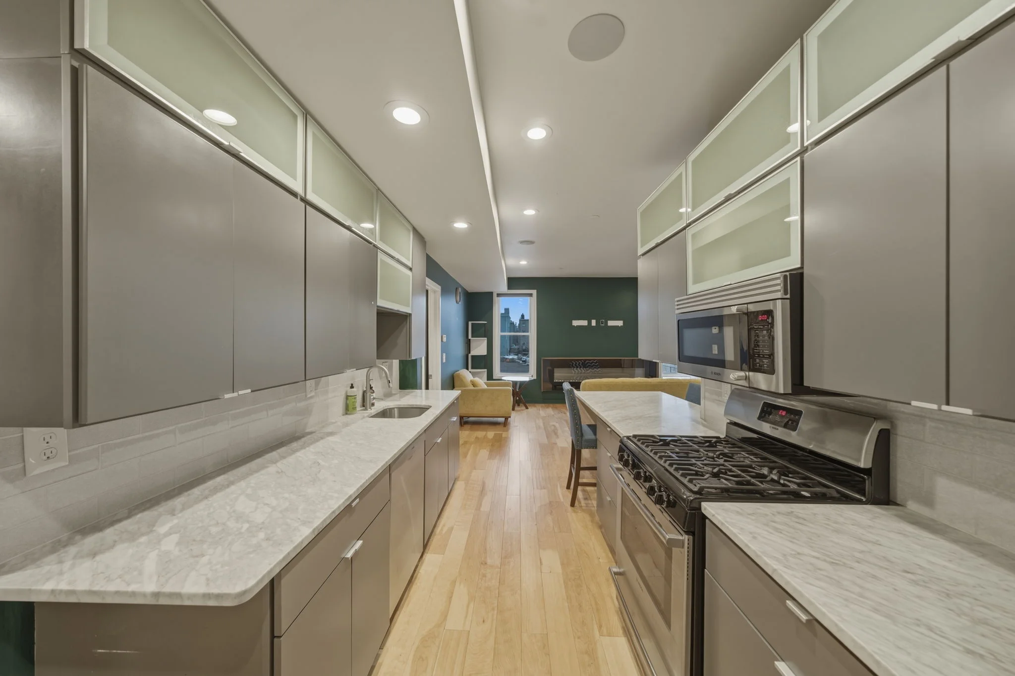 186 Paris St, East Boston