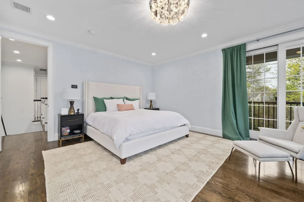 11 Woodhaven Rd, Waban