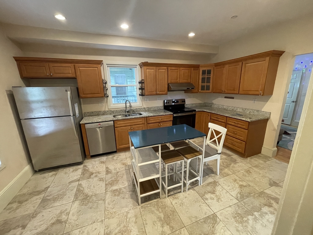 32 Suffolk St, The Port