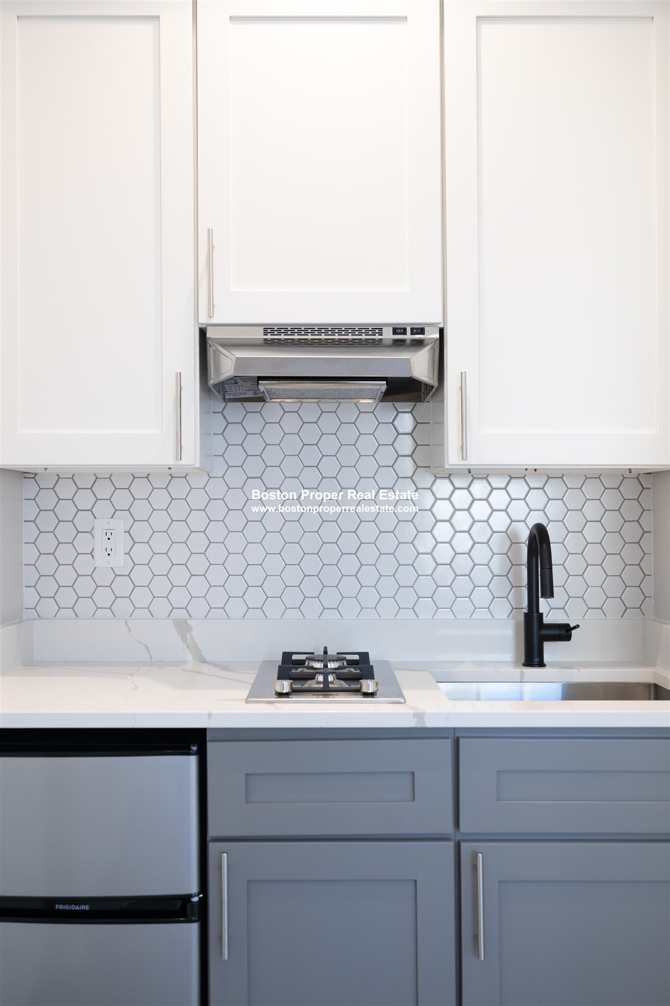 158 Saint Botolph St, Back Bay