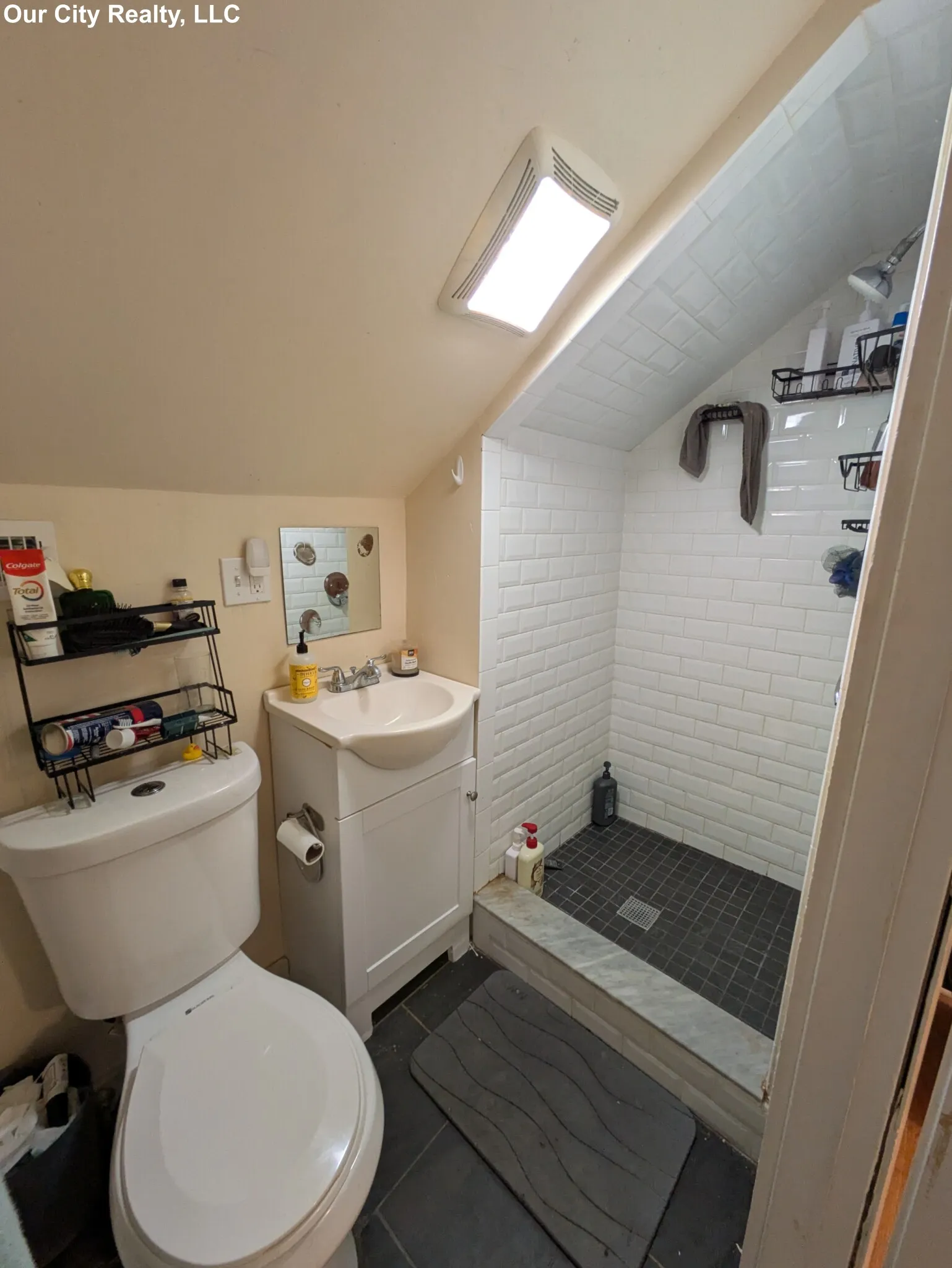 99 Norfolk St, The Port