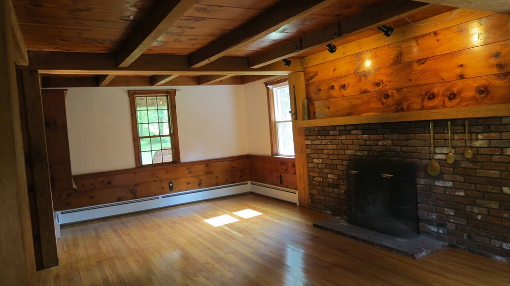 23 Archelaus Pl, West Newbury