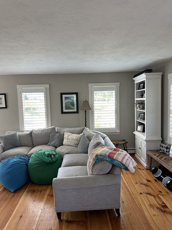 35 Sea St, Marshfield