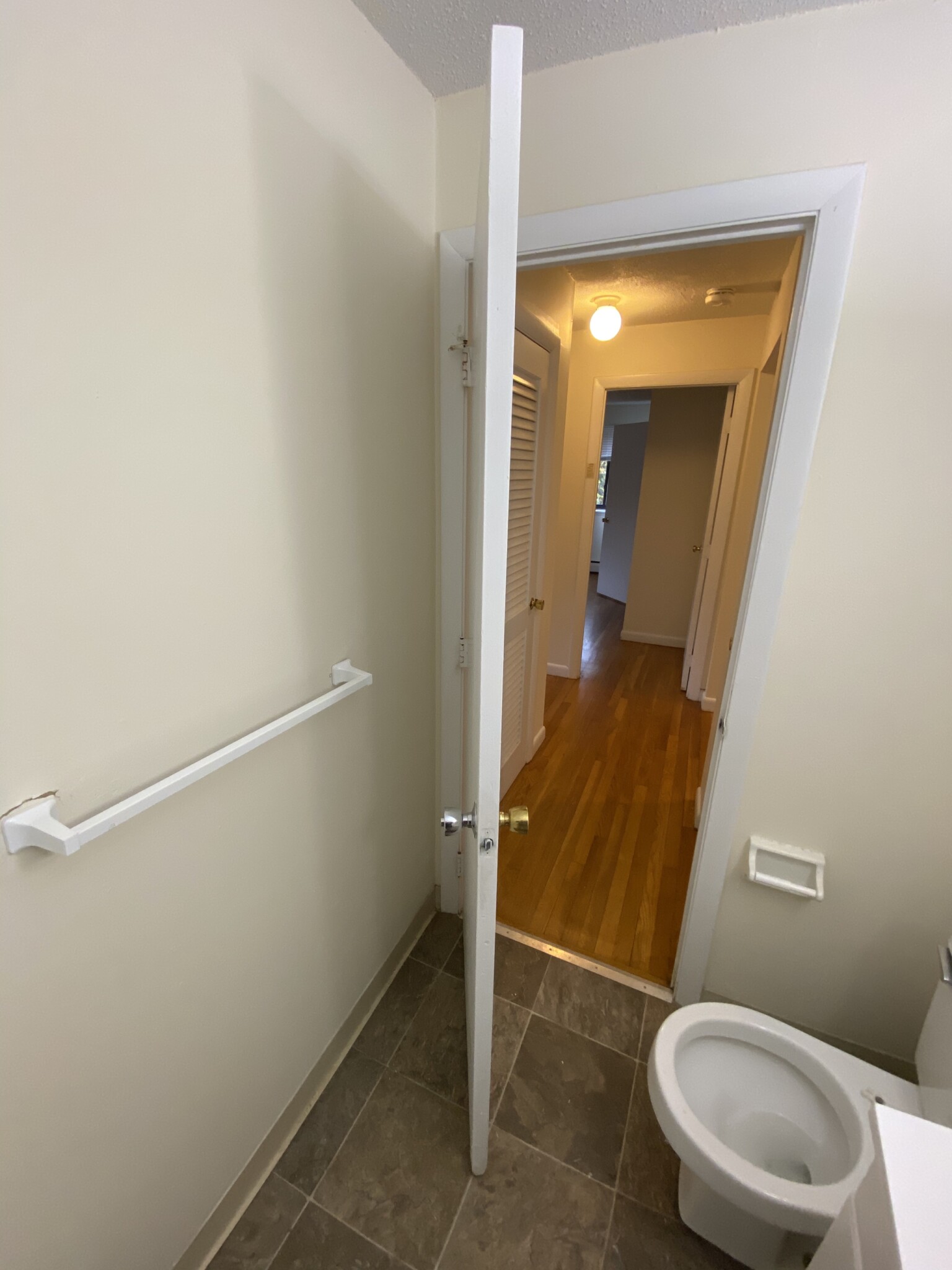 2 bed, 1 bath apartment for rent at 66 Homer Ave Unit 404, West Cambridge — photo 8 of 11