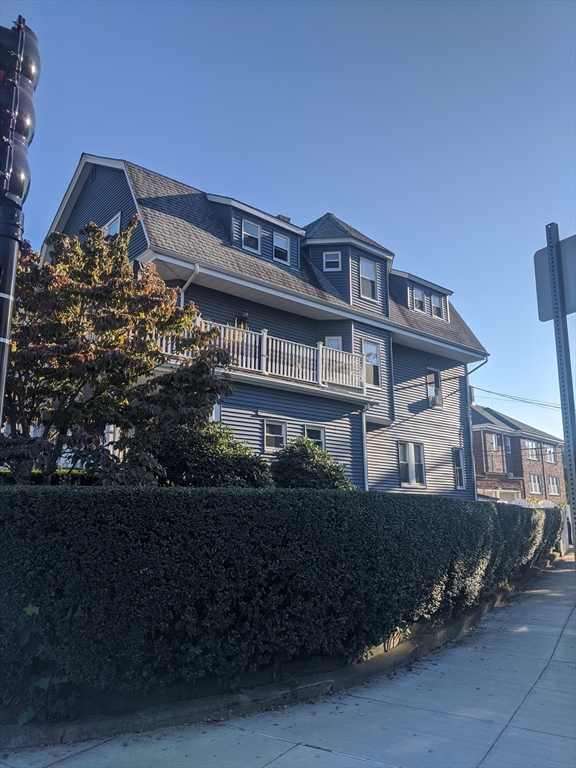 160 Washington St, Brighton