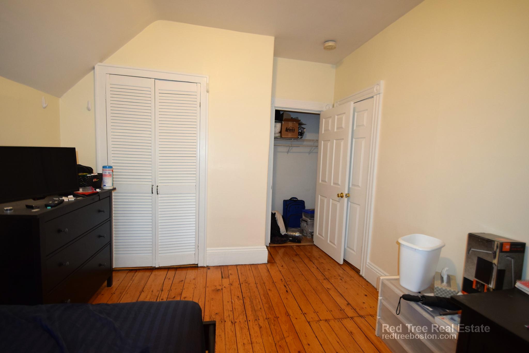 6 bed, 3 bath apartment for rent at 44 Pratt St, Allston — photo 12 of 26