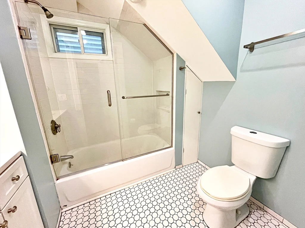 242 Princeton St, East Boston