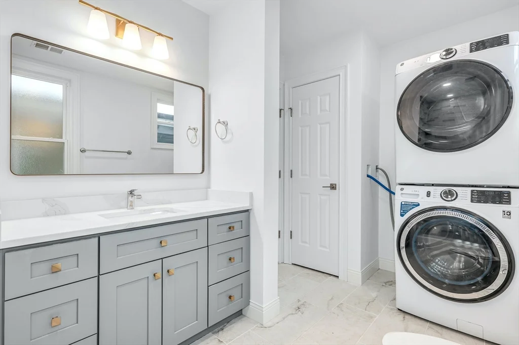 18 South St, Westborough