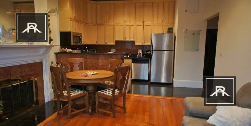 1689 Beacon St, Aspinwall Hill