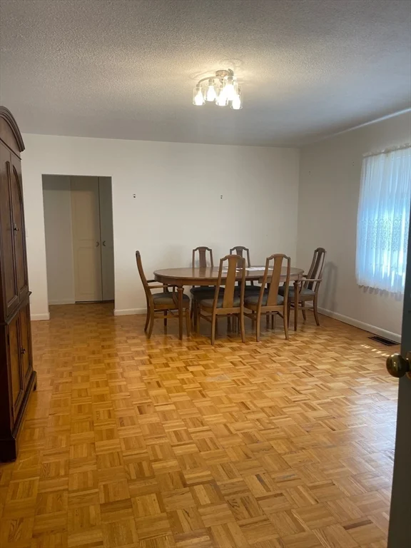 137 Lake Shore Rd, Brighton