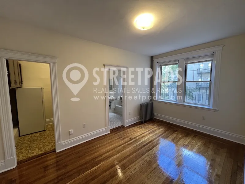 25 Park Dr, Fenway