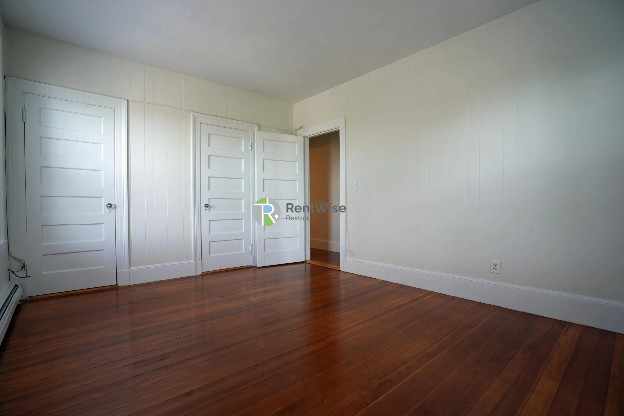 1 Ashford Ct, Allston