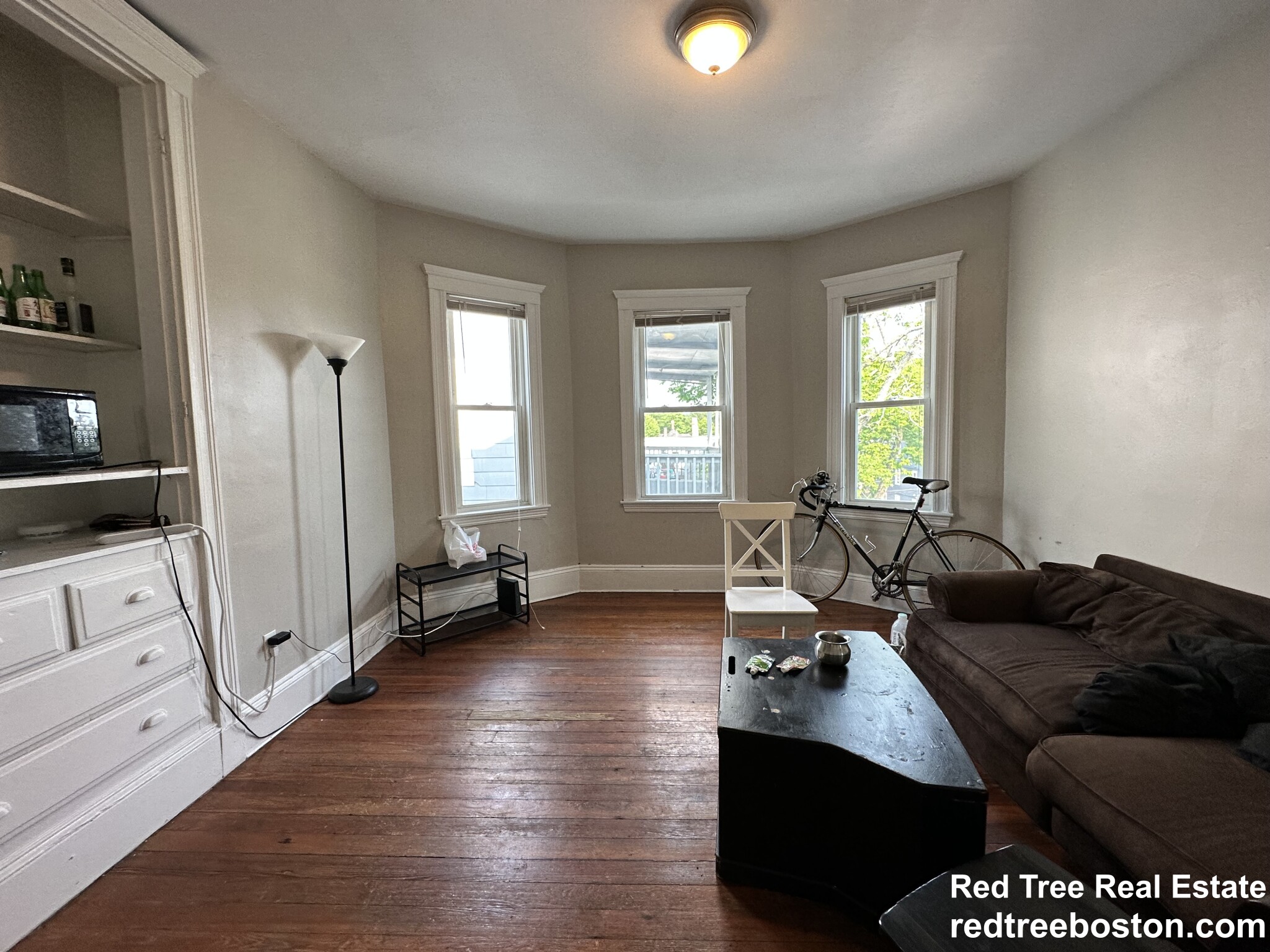 348 Faneuil St, Brighton