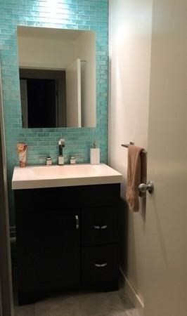 3 Summit Dr, Reading