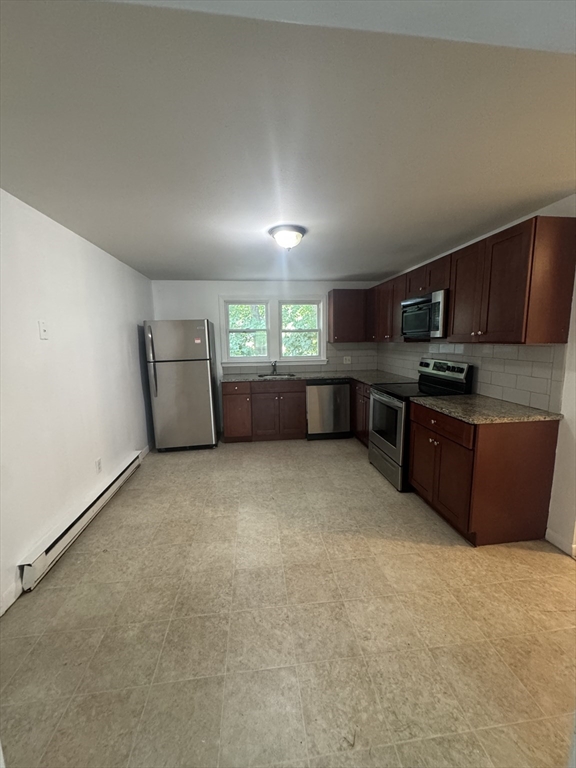 10 County, Mansfield