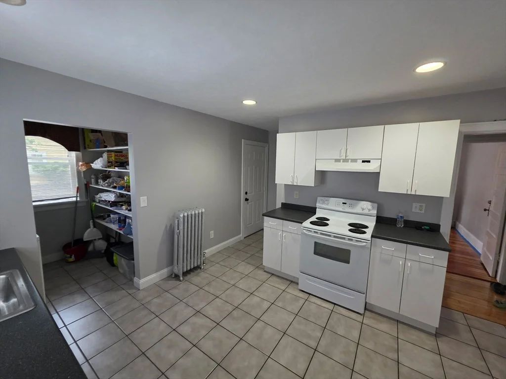 318 Summer St, Bridgewater